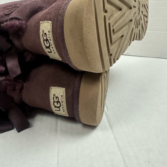 Ugg Bailey Bow Purple Mid Boots Sheepskin Suede Shearling Size 7 - Picture 8 of 14